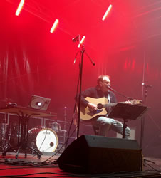 chanteur nantes, chanteur rennes, chanteurs angers, chanteur vannes