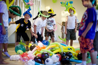 animation ballon sculpté, clown et ses ballons,